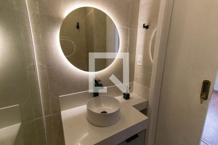 Apartamento para alugar com 75m², 2 quartos e sem vaga Apartamento para alugar com 75m², 2 quartos e sem vagaBanheiro Social