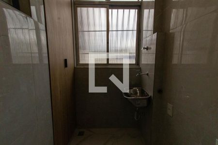 Apartamento para alugar com 75m², 2 quartos e sem vaga Apartamento para alugar com 75m², 2 quartos e sem vagaCozinha e Área de Serviço