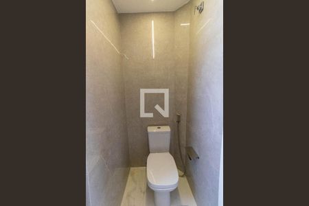 Apartamento para alugar com 75m², 2 quartos e sem vaga Apartamento para alugar com 75m², 2 quartos e sem vagaBanheiro da Suíte