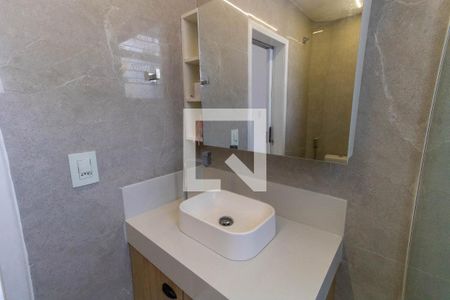 Apartamento para alugar com 75m², 2 quartos e sem vaga Apartamento para alugar com 75m², 2 quartos e sem vagaBanheiro da Suíte