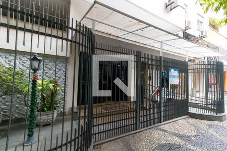 Apartamento para alugar com 75m², 2 quartos e sem vaga Apartamento para alugar com 75m², 2 quartos e sem vagaFachada