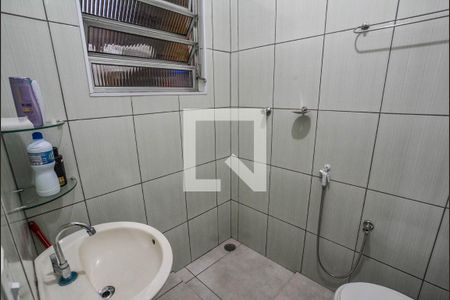 Casa à venda com 165m², 3 quartos e 2 vagasBanheiro de serviço