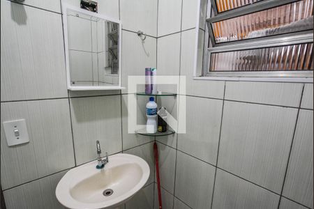 Casa à venda com 165m², 3 quartos e 2 vagasBanheiro de serviço