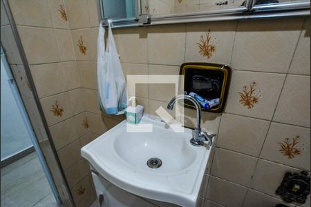 Casa à venda com 165m², 3 quartos e 2 vagasBanheiro Social