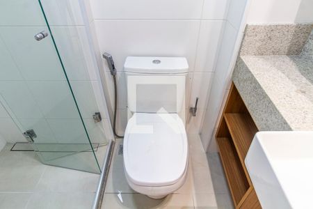 Apartamento para alugar com 60m², 2 quartos e 1 vaga Apartamento para alugar com 60m², 2 quartos e 1 vagaBanheiro da Suíte