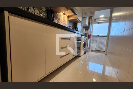 Apartamento para alugar com 48m², 1 quarto e 1 vaga Apartamento para alugar com 48m², 1 quarto e 1 vagaCozinha - Armários