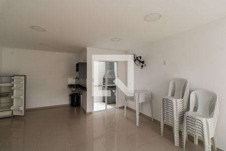 Apartamento para alugar com 34m², 2 quartos e 1 vagaÁrea comum - Salão de festas