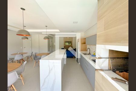 Apartamento para alugar com 102m², 2 quartos e sem vagaÁrea comum - Salão de festas