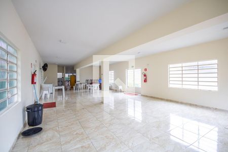 Apartamento à venda com 42m², 2 quartos e 1 vaga Apartamento à venda com 42m², 2 quartos e 1 vagaÁrea comum - Salão de festas