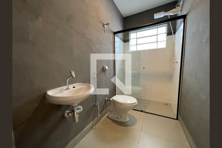 Casa para alugar com 80m², 3 quartos e 1 vaga Casa para alugar com 80m², 3 quartos e 1 vagaBanheiro Social