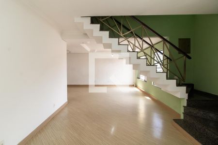 Sala de casa para alugar com 3 quartos, 150m² em Cidade Patriarca, São Paulo