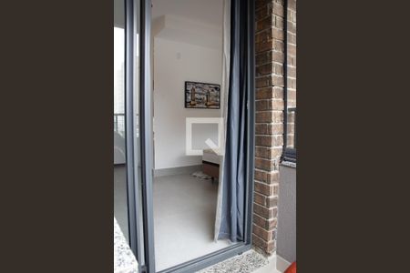 Studio para alugar com 28m², 1 quarto e sem vaga Studio para alugar com 28m², 1 quarto e sem vagaVaranda