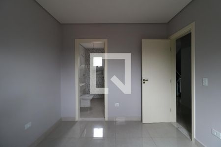 Casa à venda com 155m², 3 quartos e 3 vagasSuíte
