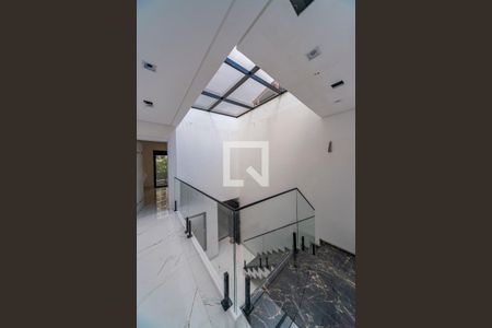 Casa à venda com 135m², 3 quartos e 2 vagas Casa à venda com 135m², 3 quartos e 2 vagasHall da escada