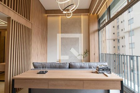 Sala/persiana  de kitnet/studio à venda com 1 quarto, 30m² em Vila Mariana, São Paulo