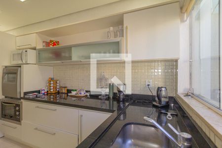 Casa à venda com 360m², 3 quartos e 3 vagasCozinha