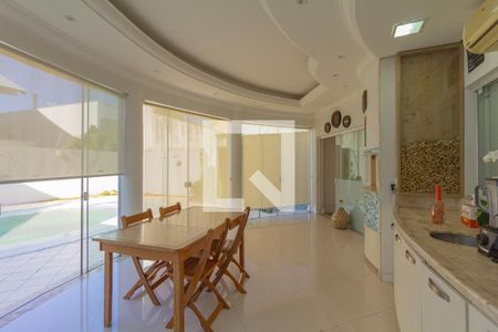 Casa à venda com 360m², 3 quartos e 3 vagasVaranda gourmet