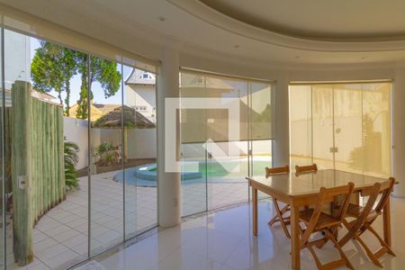 Casa à venda com 360m², 3 quartos e 3 vagasVaranda gourmet