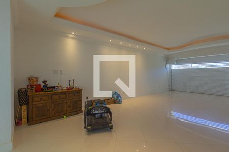 Casa à venda com 360m², 3 quartos e 3 vagasGaragem