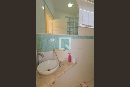 Casa à venda com 360m², 3 quartos e 3 vagasBanheiro Social