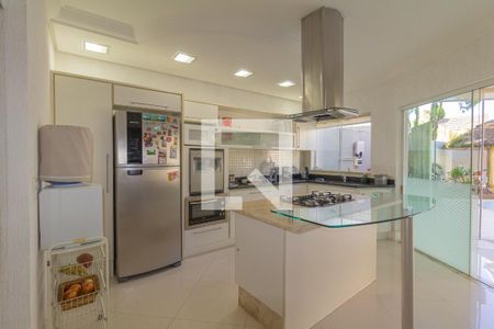 Casa à venda com 360m², 3 quartos e 3 vagasCozinha