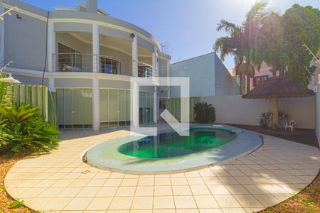 Casa à venda com 360m², 3 quartos e 3 vagasPiscina
