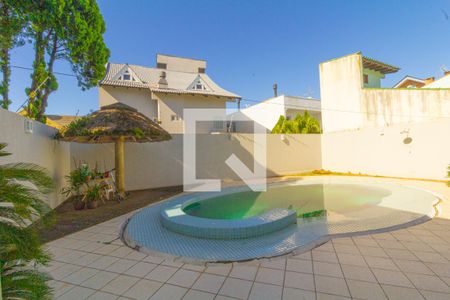 Casa à venda com 360m², 3 quartos e 3 vagasPiscina