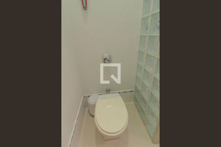 Casa à venda com 360m², 3 quartos e 3 vagasBanheiro Suíte 3