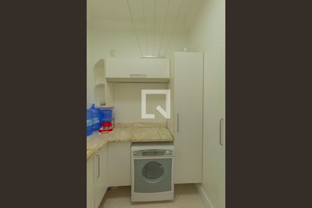 Casa à venda com 360m², 3 quartos e 3 vagasÁrea de Serviço