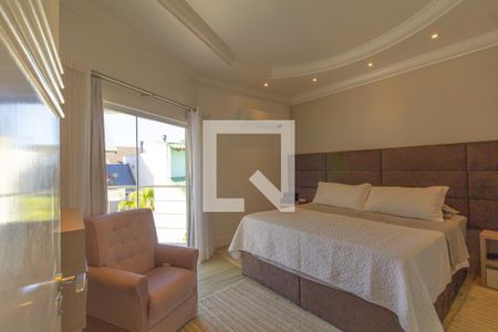 Casa à venda com 360m², 3 quartos e 3 vagasSuíte 2