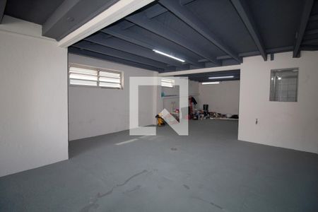 Casa à venda com 450m², 6 quartos e 6 vagas Casa à venda com 450m², 6 quartos e 6 vagasGaragem