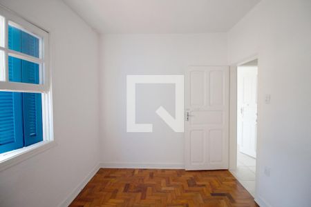 Casa à venda com 450m², 6 quartos e 6 vagas Casa à venda com 450m², 6 quartos e 6 vagasEdícula