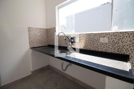 Casa à venda com 450m², 6 quartos e 6 vagas Casa à venda com 450m², 6 quartos e 6 vagasCozinha