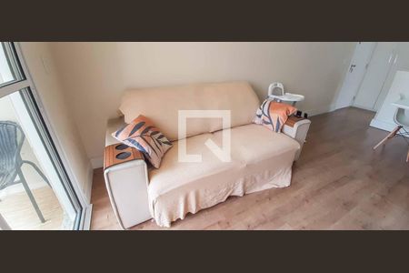 Sala de Estar de apartamento para alugar com 3 quartos, 74m² em Umuarama, Osasco