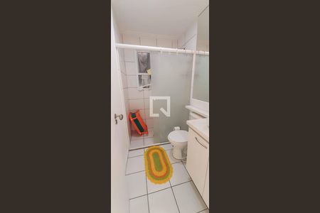 Apartamento à venda com 74m², 3 quartos e 1 vaga Apartamento à venda com 74m², 3 quartos e 1 vagaBanheiro Social