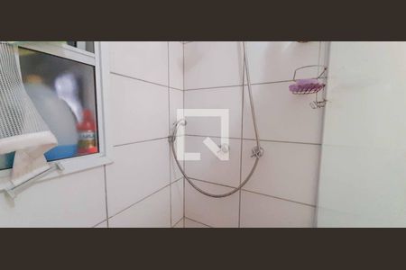 Apartamento à venda com 74m², 3 quartos e 1 vaga Apartamento à venda com 74m², 3 quartos e 1 vagaBanheiro Social