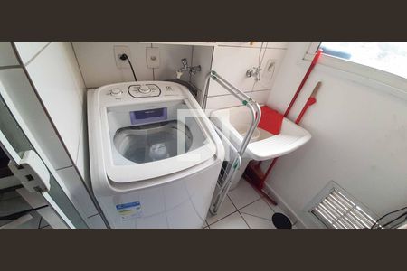 Apartamento à venda com 74m², 3 quartos e 1 vaga Apartamento à venda com 74m², 3 quartos e 1 vagaÁrea de Serviço
