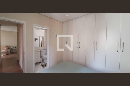 Apartamento à venda com 74m², 3 quartos e 1 vaga Apartamento à venda com 74m², 3 quartos e 1 vagaSuíte