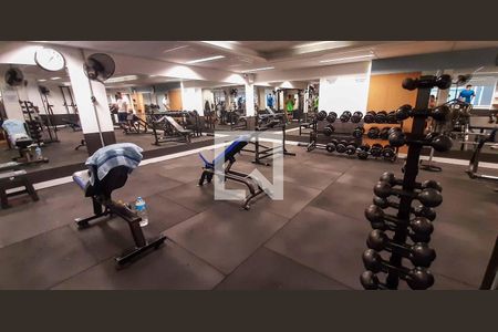Apartamento à venda com 74m², 3 quartos e 1 vaga Apartamento à venda com 74m², 3 quartos e 1 vagaÁrea comum - Academia