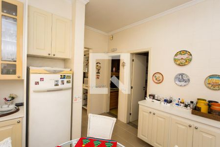 Apartamento à venda com 246m², 3 quartos e 4 vagasCozinha