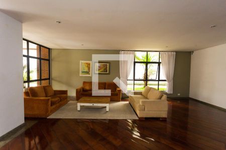 Apartamento à venda com 246m², 3 quartos e 4 vagasÁrea comum - Salão de festas