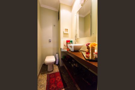 Apartamento à venda com 246m², 3 quartos e 4 vagasLavabo