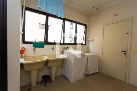 Apartamento à venda com 246m², 3 quartos e 4 vagasÁrea de Serviço