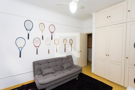 Apartamento à venda com 246m², 3 quartos e 4 vagassuíte 2