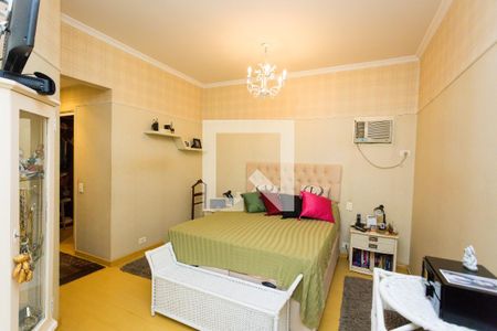 Apartamento à venda com 246m², 3 quartos e 4 vagassuíte 3