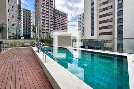 Studio à venda com 25m², 1 quarto e sem vagaPiscina