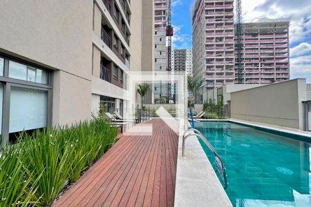 Studio à venda com 25m², 1 quarto e sem vagaPiscina