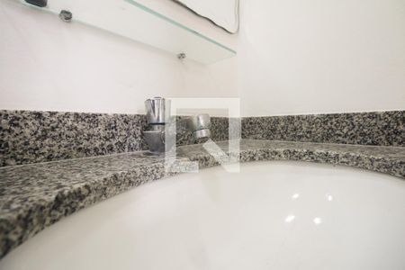 Apartamento para alugar com 70m², 3 quartos e 1 vaga Apartamento para alugar com 70m², 3 quartos e 1 vagaBanheiro Suíte