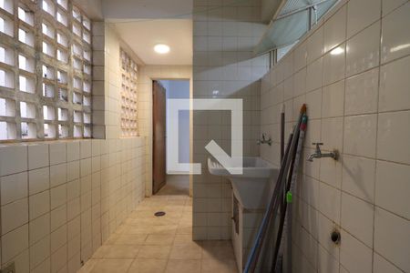 Apartamento para alugar com 93m², 3 quartos e 1 vagaÁrea de Serviço