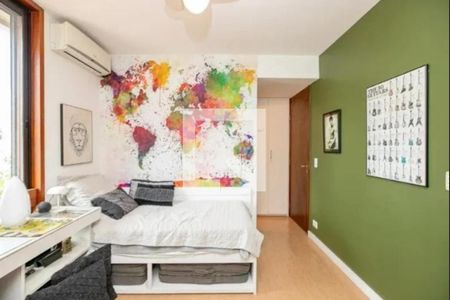 Foto 04 de apartamento à venda com 3 quartos, 225m² em Itaim Bibi, São Paulo